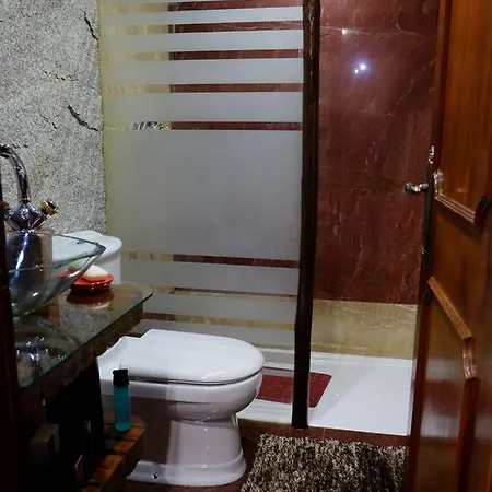 Casa Do Penedo