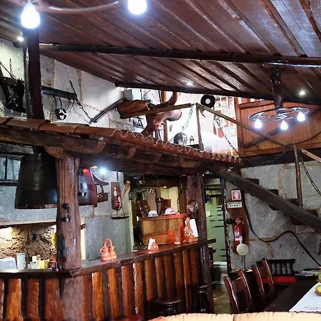 Casa Do Penedo Lavradas