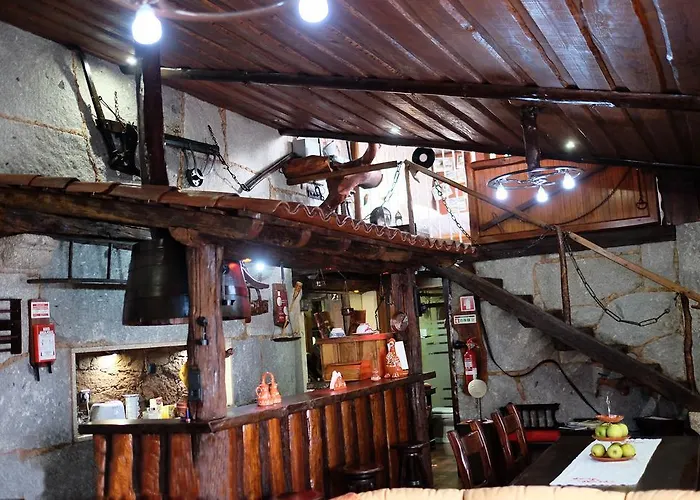 Casa Do Penedo Lavradas